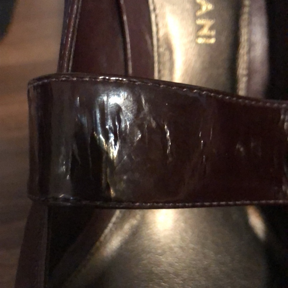 Antonio Melanie Brown Cross Buckle Pumps Size 8M - Picture 10 of 10
